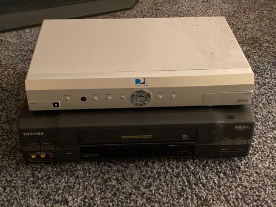 Toshiba VCR With Direct TV