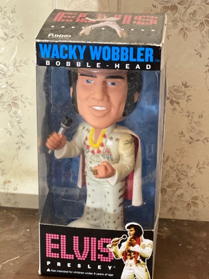 Funko Elvis Bobble Head New In Box