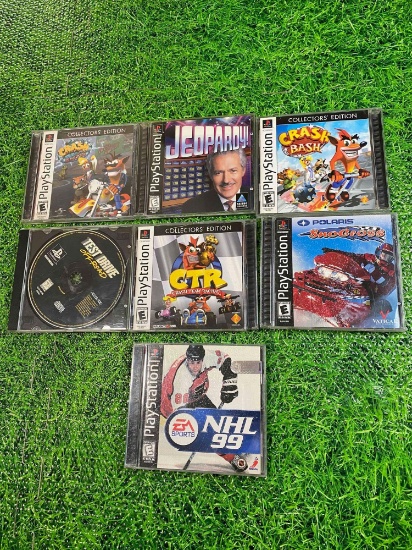 7 playstation one games in cases