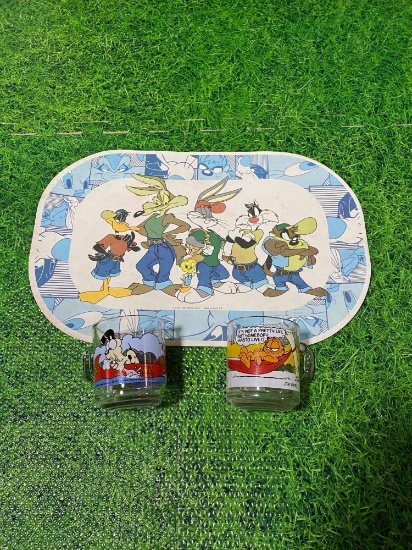 1978 Garfield cups and 1997 looney tunes placemat