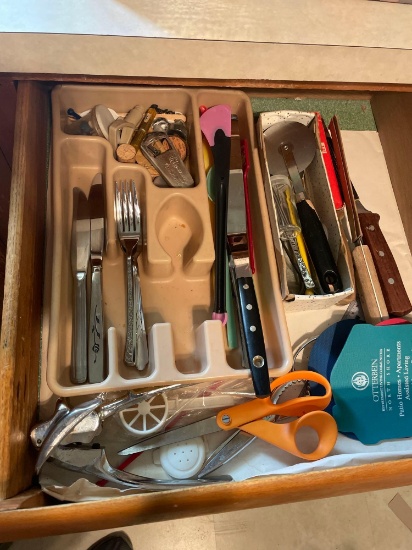 Drawer and Cupboard Contents