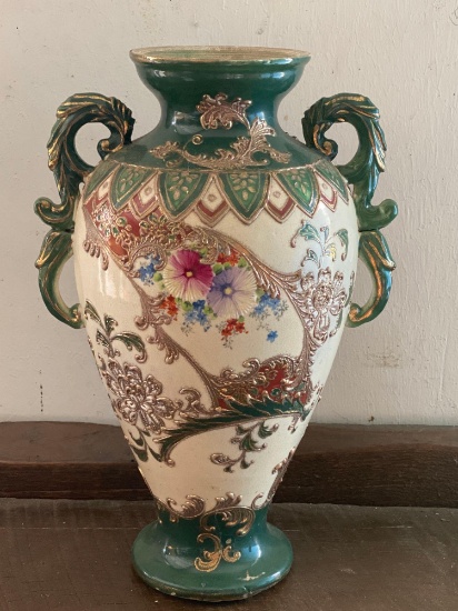 Roy/ Nora Robinsons Vintage Ornate Vase