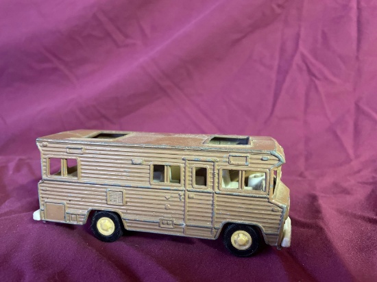 Tootsie Toy Camper