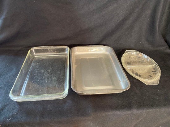 Assorted Bakeware