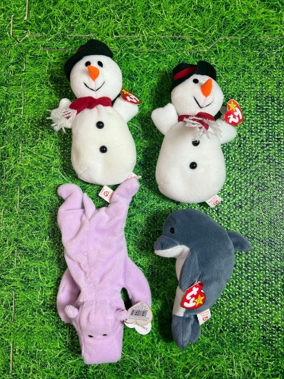 4 Vintage beanie babies with tags