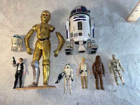 Star Wars Model C-3PO and R2-D2 with Original Action Figures