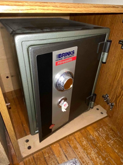 Brinks Fire Safe With Cabinet