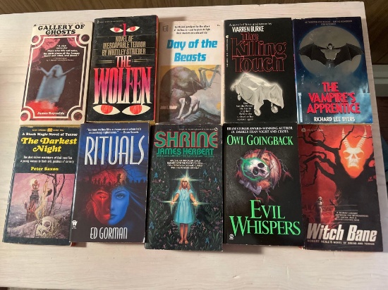 Assorted Vintage Horror Books (10)