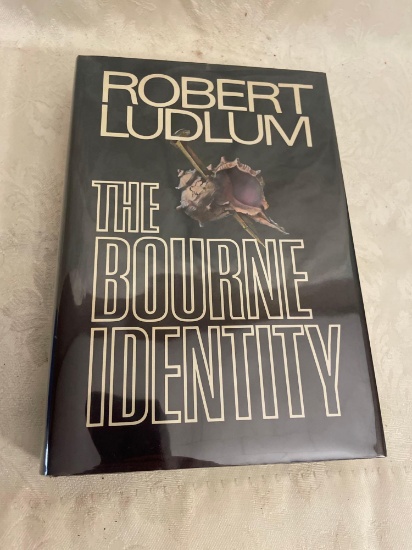 Signed Robert Ludlum The Borne Identity