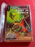 Space Family Robinson Lost in Space (6)
