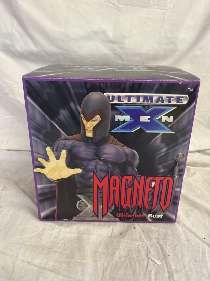 X-Men Magneto Bust NIB