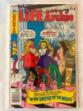 Comic - LIFE WITH ARCHIE #200 (1978) in approx. VF/N cond;