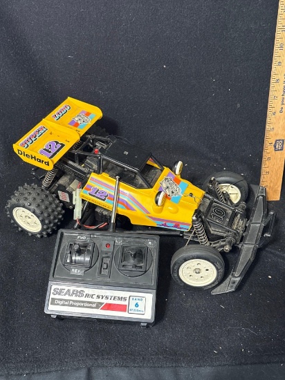 Super Lobo R/C Car
