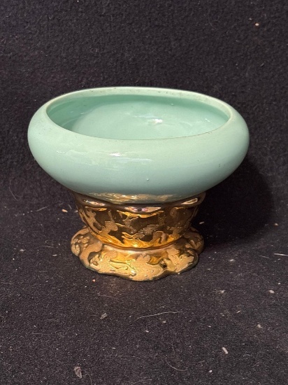 Vintage Weeping Gold Jade Planter