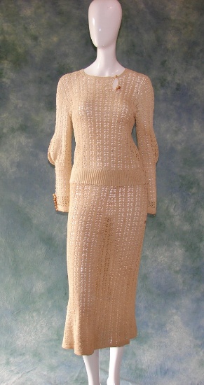 Vintage 1930s Ladies Long Bow Tie Crochet Dress With 3/4 Fitted Sleeves