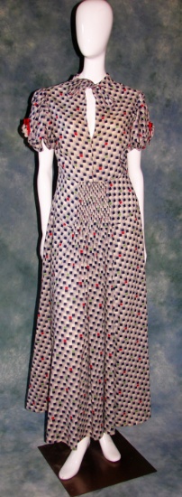 Vintage Ladies 1930s V Neck Abstract Print Cotton Gown With Gathered Sleeves