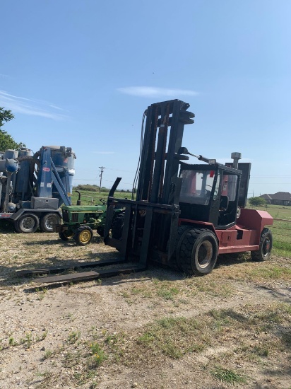 Taylor TY-300L Rough Terrain Forklift