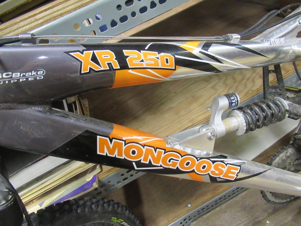 Mongoose XR250 21 speed mountain bike. NO Proxibid