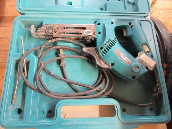 Makita Electric Screw Gun W/ Case