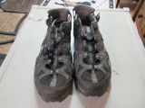 Salomon shoes sz:10