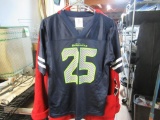 Seahawks Jersey. Size Youth. New with tags.