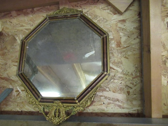 vINTAGE MIRROR. 20X16. NO SHIPPING