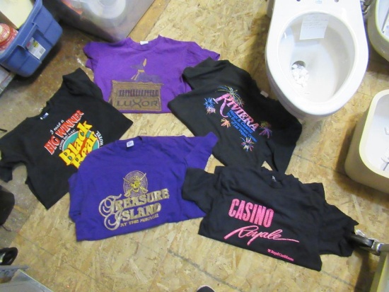 5 Casino T-Shirts L