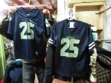 Seahawks - 2 Youth Jerseys 14-16