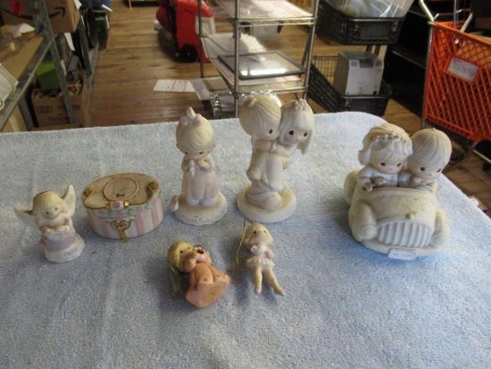 Lot of Precious Moments Figurines . NO SHIPPING
