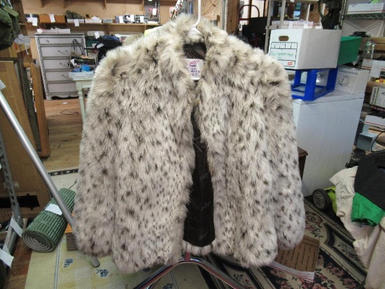 Montery Hills Intrigue Faux Fur Coat