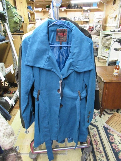 New Yoki w/ Tag sz L