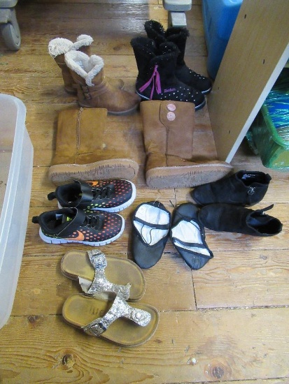 Girls Shoes in Various Sizes