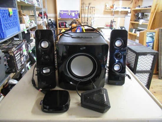 Speaker Lot
