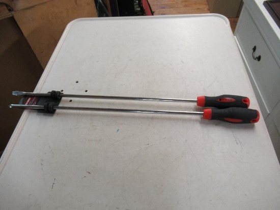 2pcs Long Screwdriver Set