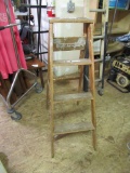 4ft Ladder NO SHIPPING
