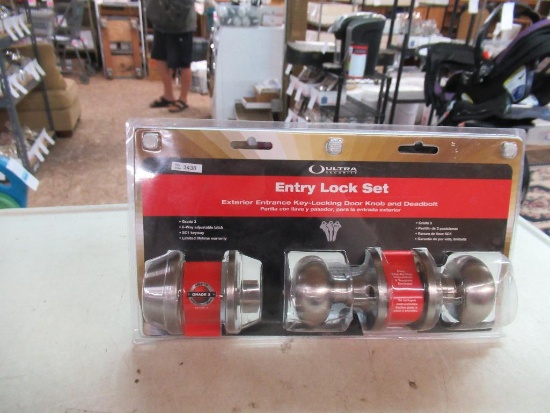 New entry lock set