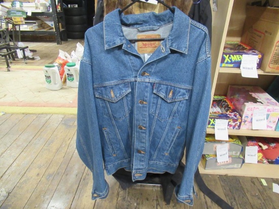 Levi Jacket sz M