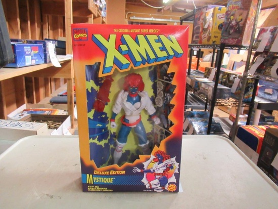 X-Men Deluxe Edition Mystique 10" tall
