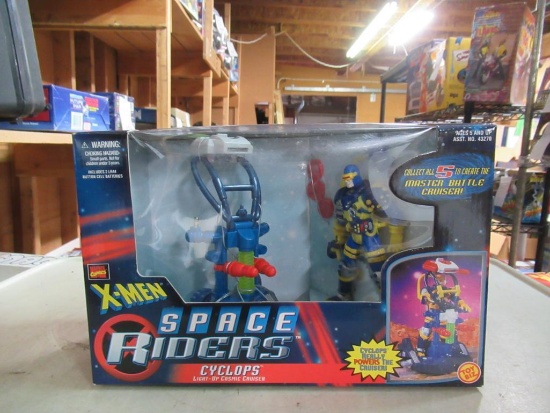 X-Men Space Riders Cyclops Light Up Cosmic Cruiser