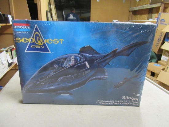 SeaQuest DSV Stinger Model Kit