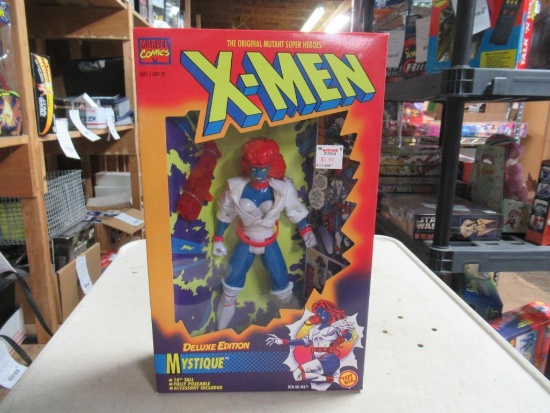 X-Men Deluxe Edition Mystique 10" tall