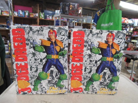 2 Judge Dredd Vinyl Kits