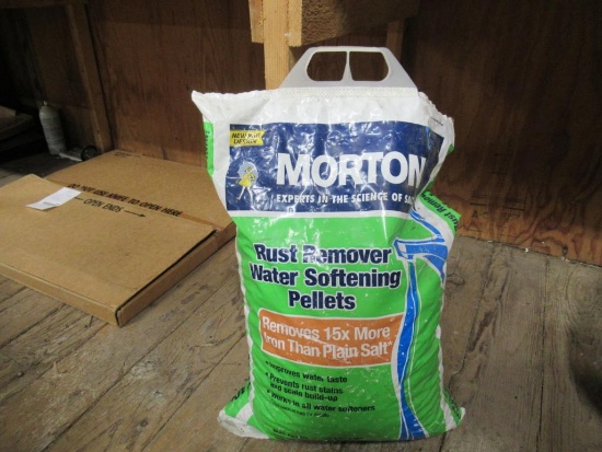 Morton Rust Remover Water Softening Pellets. NO SHIPPING