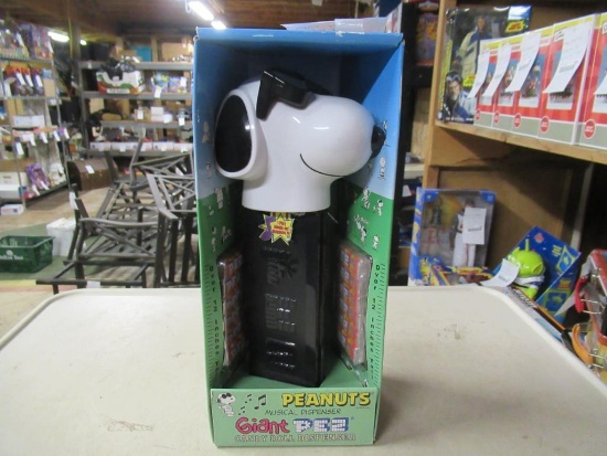 Giant Peanuts PEZ Dispenser