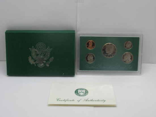 1995 United States Mint Proof Coin Set in Original Box