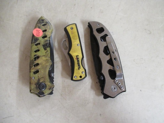 3 Pocket Knives