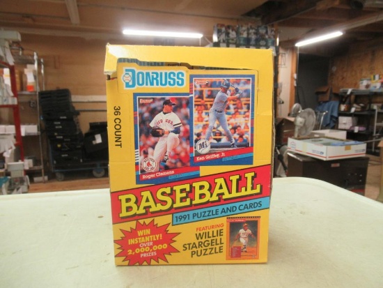 Unopened donruss baseball box