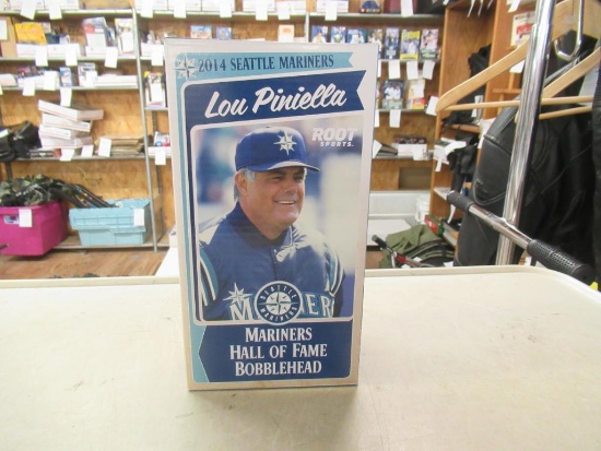 Lou Piniella mariners hall of fame bobble head