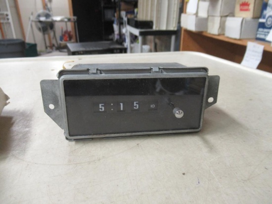 New gm electric clock