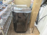 End table 18x18x29 NO SHIPPING